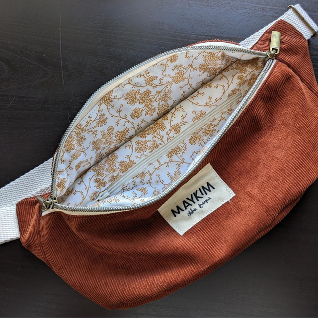 Sac banane velours brique doublure fleurs jaunes