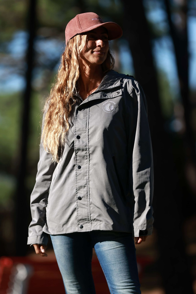 VESTE IMPERMÉABLE GRISE