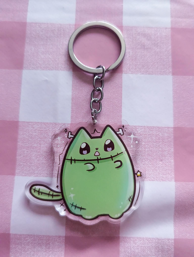 Zombie Cat Charm, cat gifts, spooky gift, cute keychain, kawaii keychain, cute gifts, unique gifts, unusual gifts, keychain charms