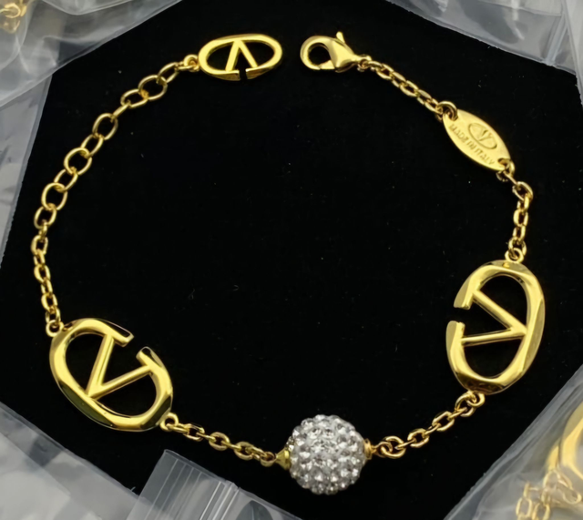Bracelets V doré ajustable 