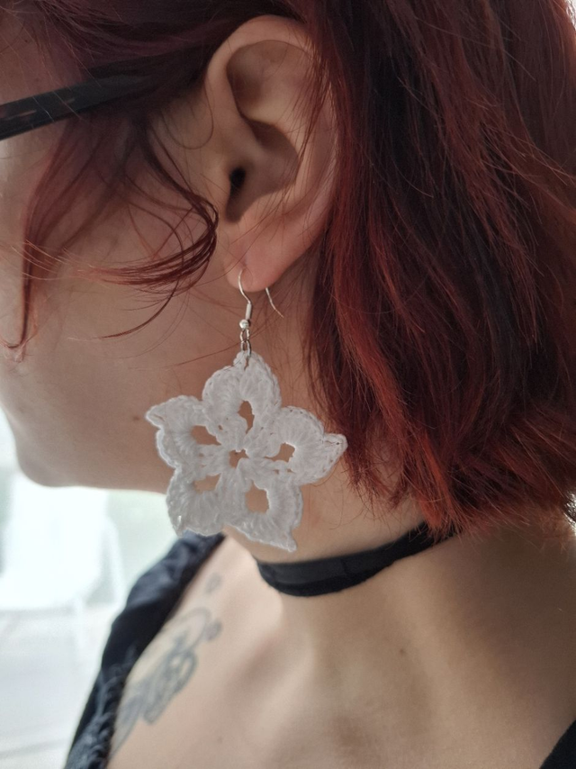 BOUCLES D'OREILLES FLEUR