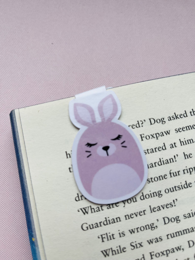 ‘Rabbit’ Squish magnetic bookmark