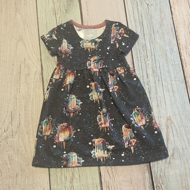 Sommerkleid, Größe 98, Eis