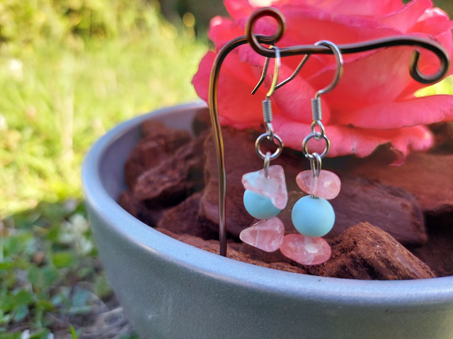 Boucle d'oreille pendante Pierre &amp; Perle