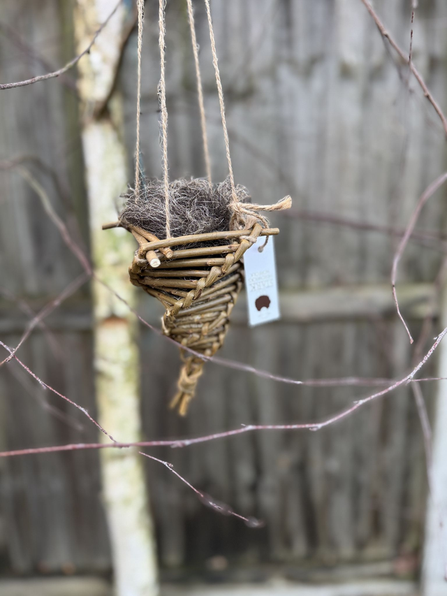Nesting bird feeder (wool filled)