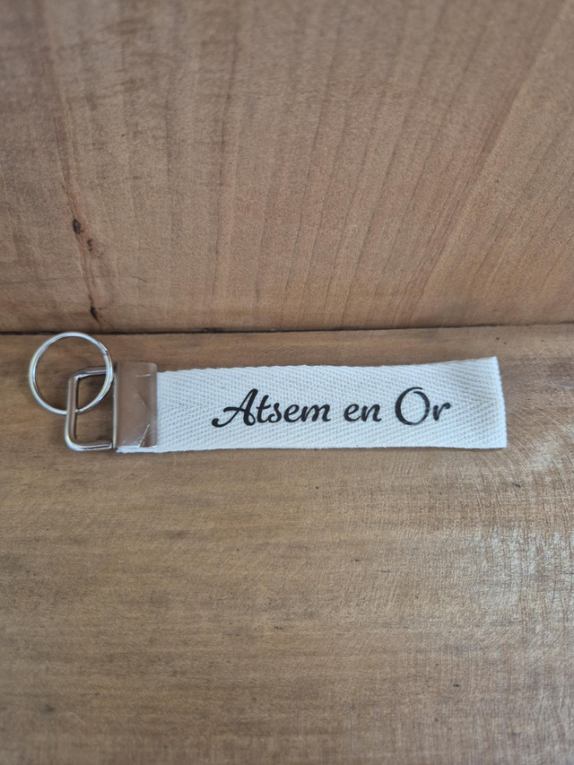 Porte clef ruban "Atsem en or"