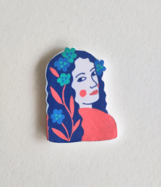 Magneet "Vrouw blauwe bloemen"