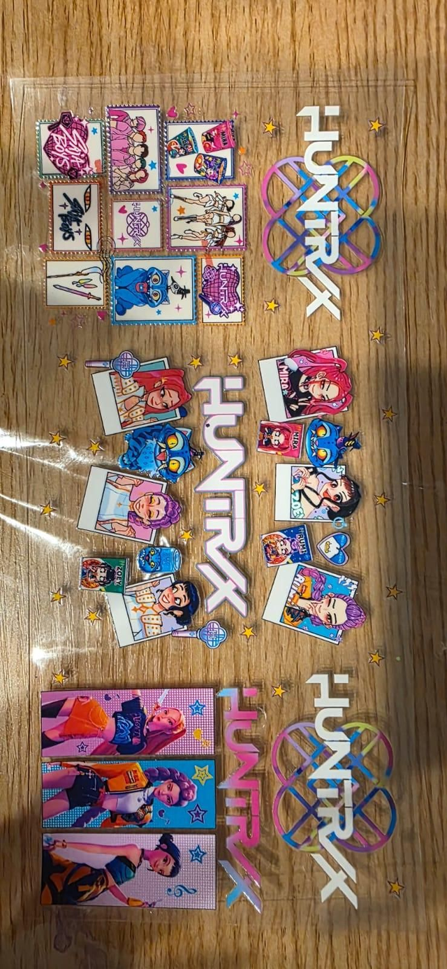 Huntr X (2)