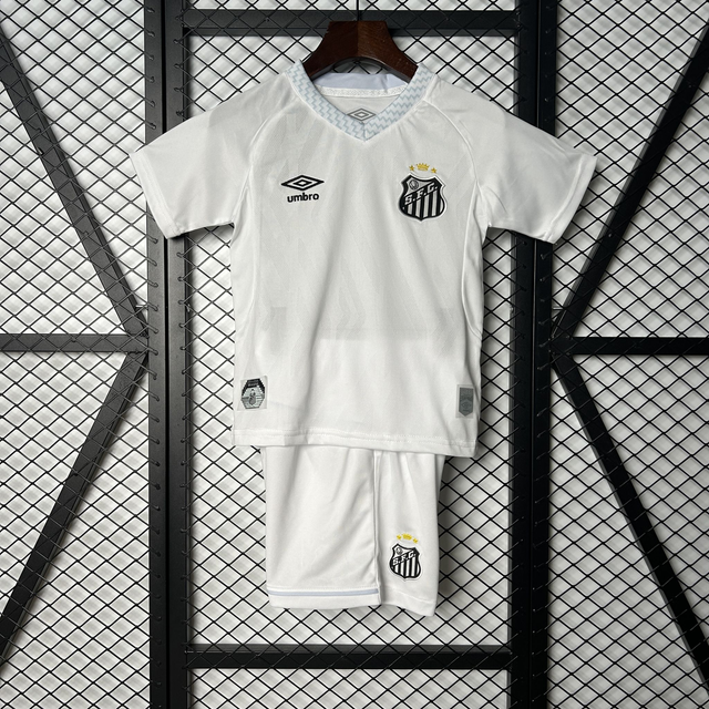 Conjunto camiseta + pantalón NIÑOS 1ª Santos 25-26