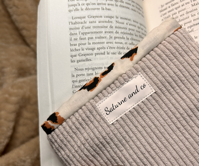 Pochette Ă Livres Poche Charline