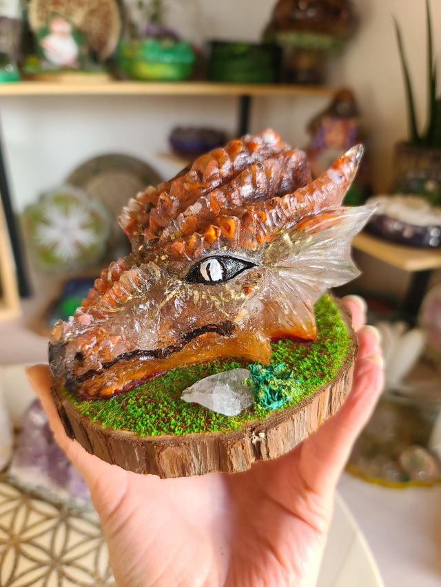 Crâne de Dragon : Orgonite Cornaline &amp; Cristal