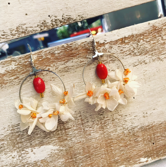 Boucles d’oreilles fleurs séchées