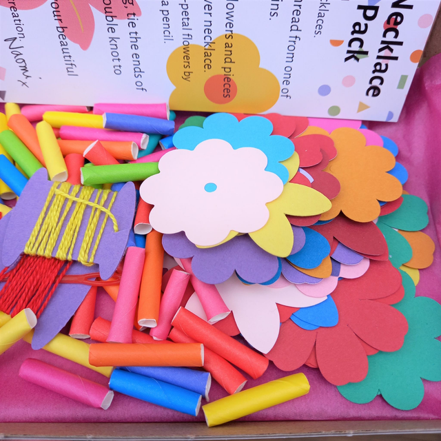 Flower Necklace craft pack