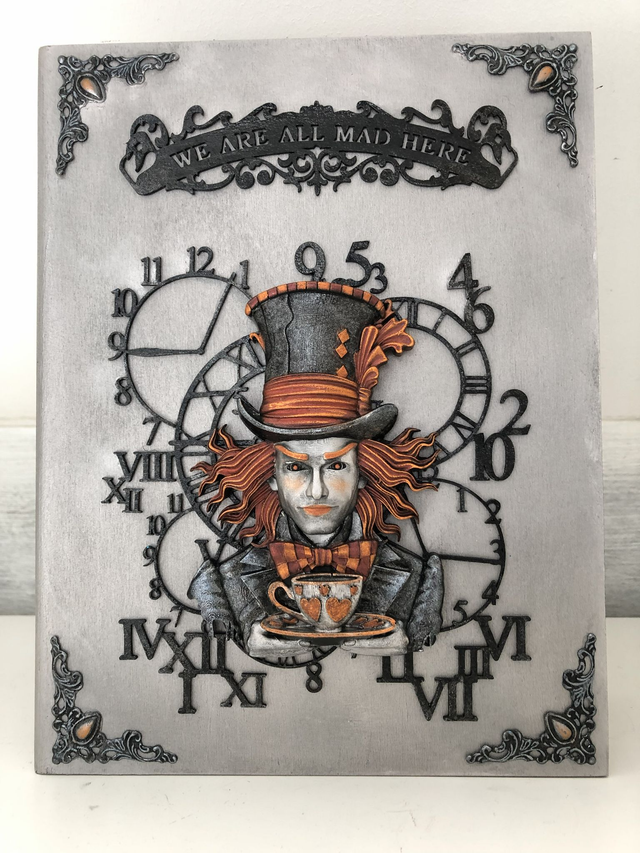 Coffret Faux Livre Chapelier Fou