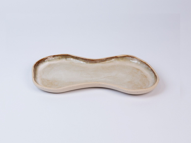 Mesa Plate / Cream Clay / Terra