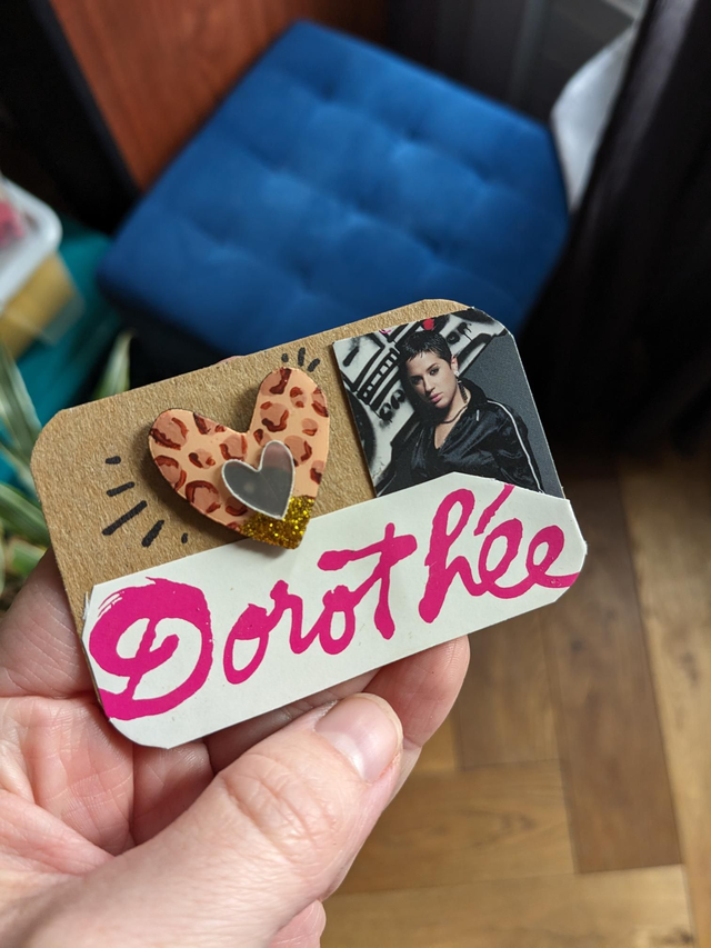 Pin's Léopard (Dorothée et Diam's)