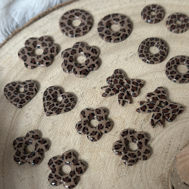 Les léopards marrons 