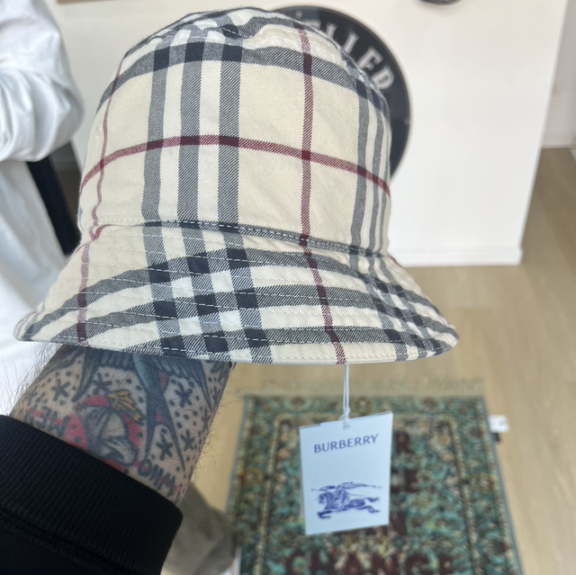 Burberry Bucket Hat - NEW