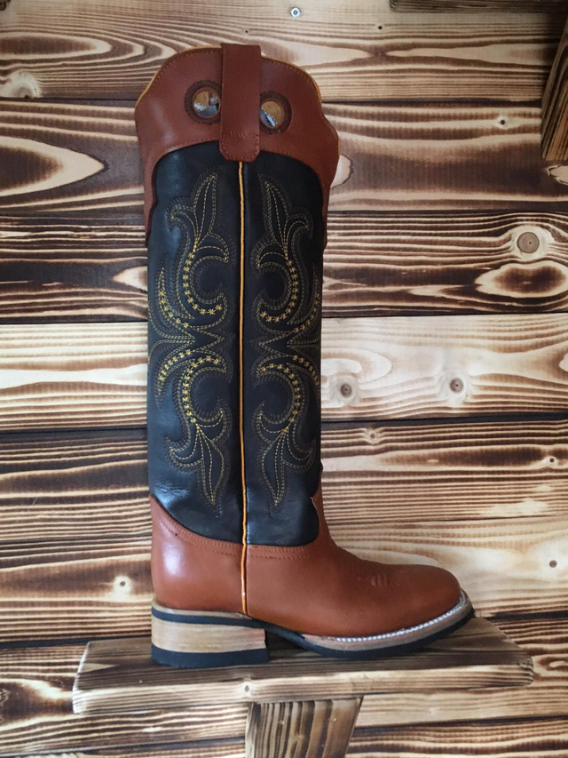 Bull´s Eye Square toe Light Brown/Dark Brown Extra high shaft