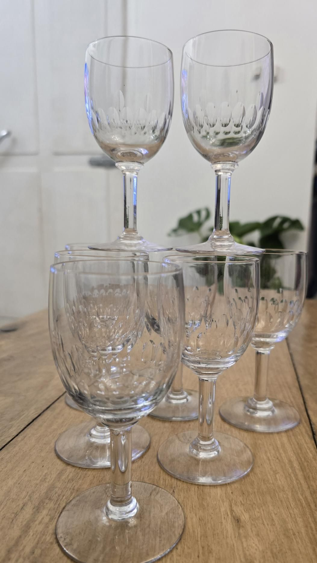 Verres à vin blanc cristal taillé 