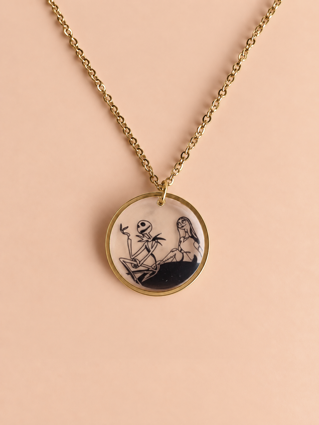 Collar amor de pesadillas