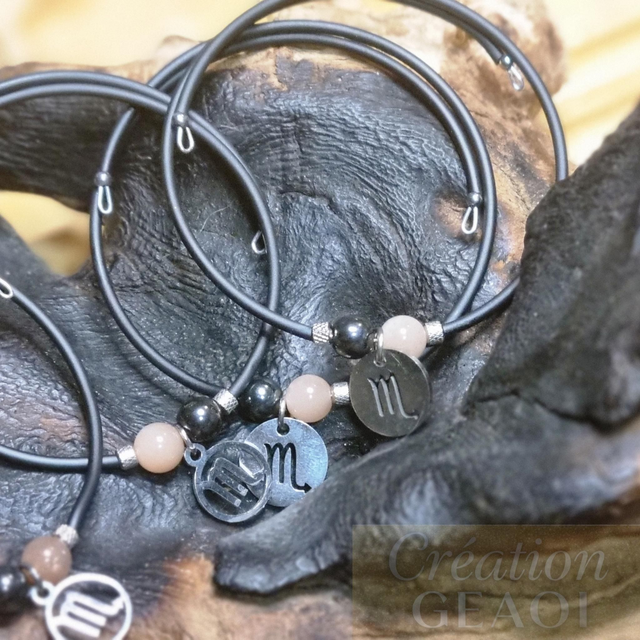 Scorpion (hématite non magnétique et pierre de soleil)