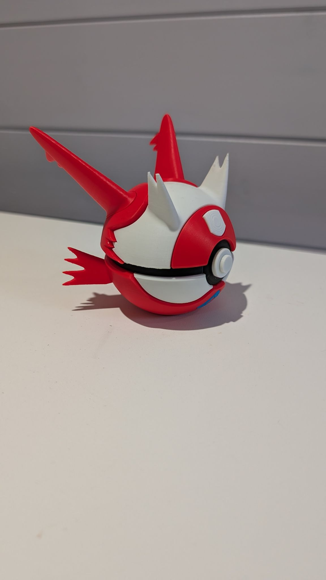 Latios Pokeball