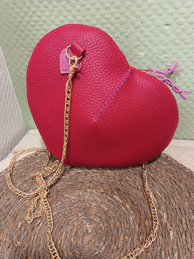 Sac coeur cuir rouge