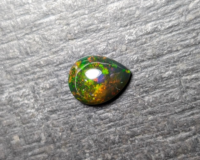 Opale Éthiopienne 2,90 carats