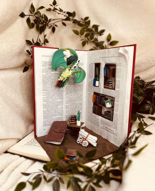 Diorama Dragon de Bibliothèque