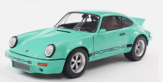 Porsche 911 IROC mint green Solido 1:18