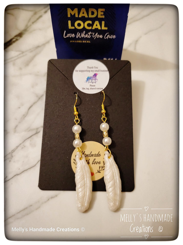 Feather &amp; Pearl long dangle earrings 