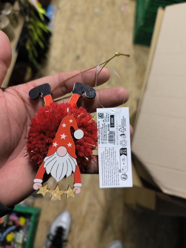 DÉCORATION PERE NOËL A SUSPENDRE 