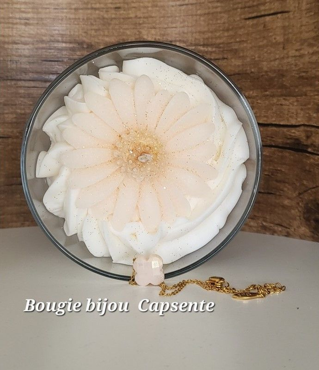 Bougie Bijou Fleur (Senteur Pomme d&#039;Amour)