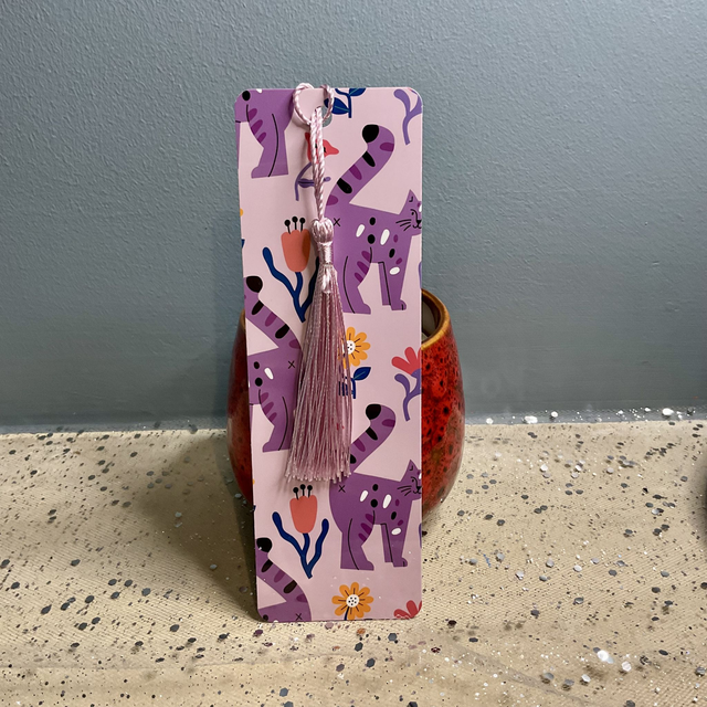 Handmade laminated bookmarks. Cat design.Beautiful gift for book lovers.  