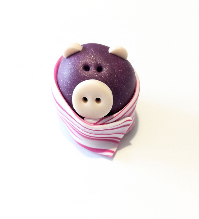 Christmas pig in blanket - pink blanket