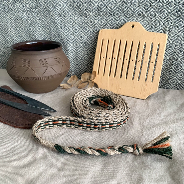 Galon au peigne tissé main