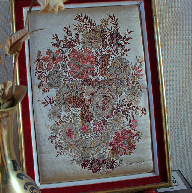 Broderie signée Les Canuts Lyonnais 