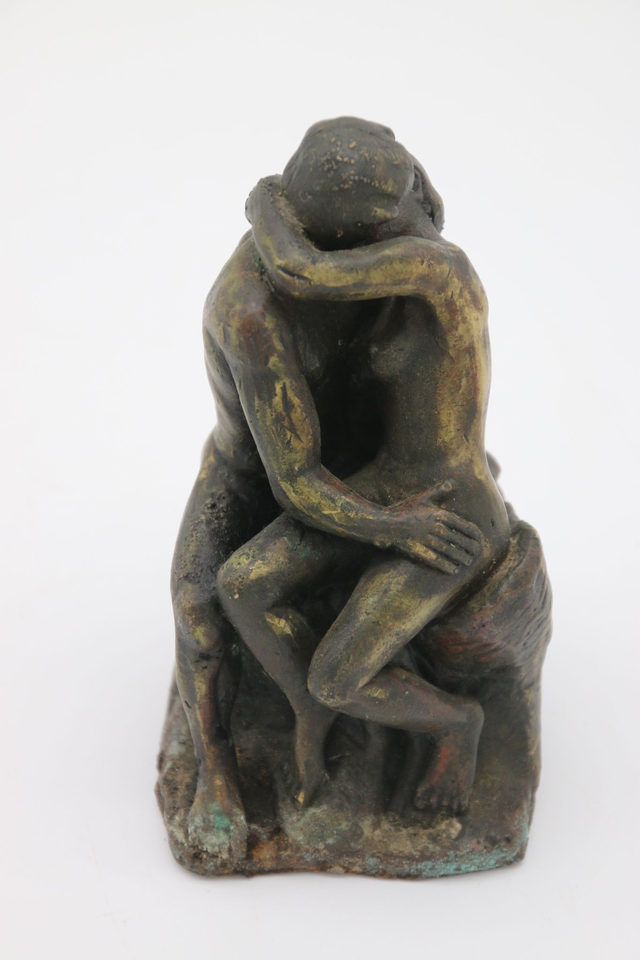 Statuette Bronze couple entrelacée ( LE BAISER - Rodin )