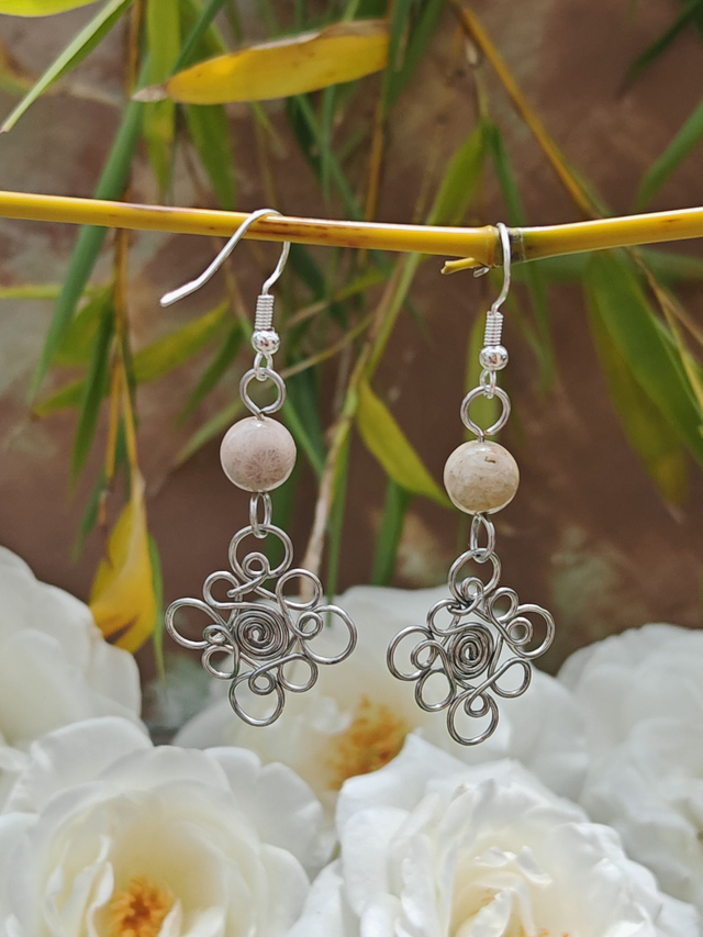 Fleur éternelle, boucles d'oreilles en corail fossilisé