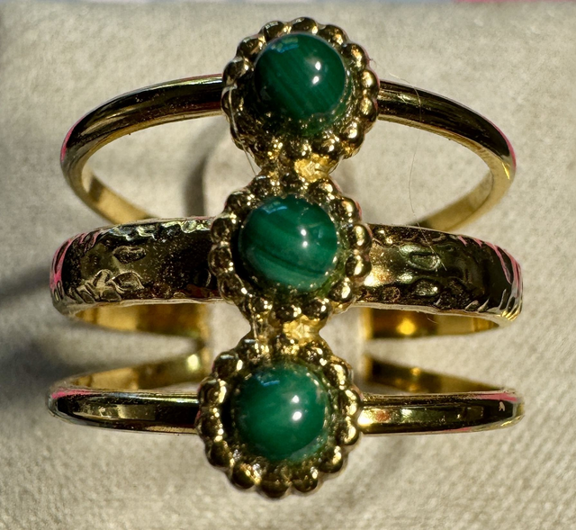 Bague 3 rangs cabochons Malachite