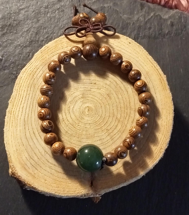 Bracelet perle bois et jade