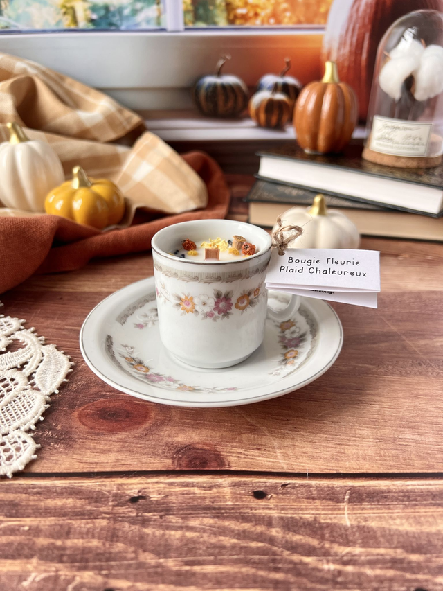 🍁 Bougie Plaid chaleureux - tasse à café "fleurs d'automne" avec sous-tasse