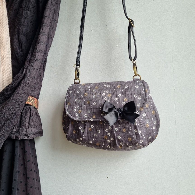 Sac forme pochette "Sakura" gris