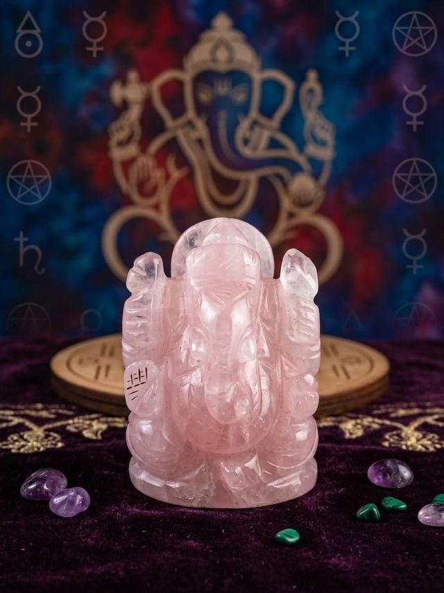 Ganesh quartz rose fait main 8cm