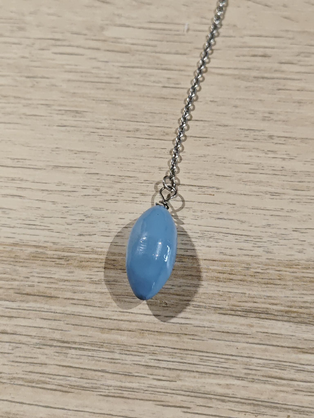 Pendule olive - bleu clair