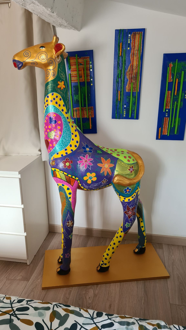 Girafe aux coeurs H1m60
