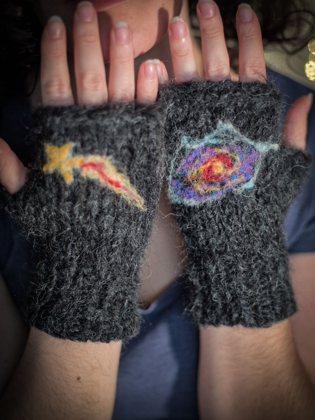 Mitaines tatouées - galaxie 