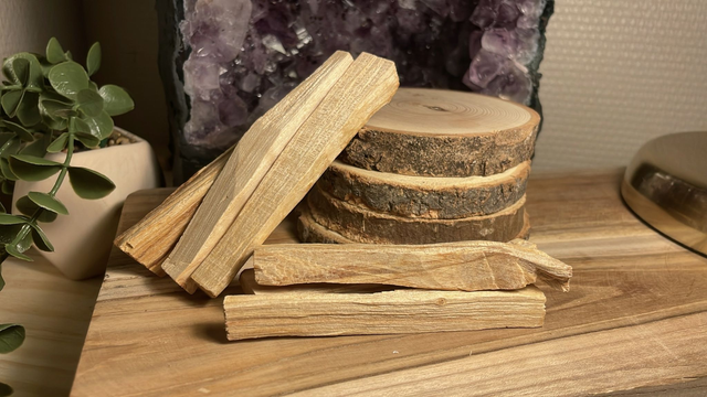 Baton d'encens naturel - PALO SANTO