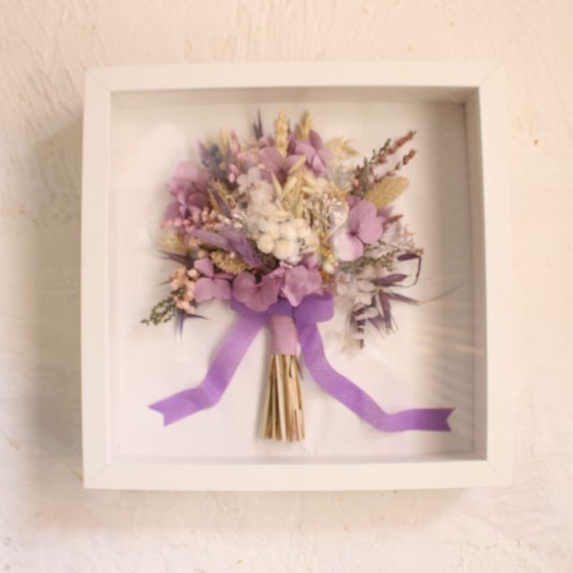 Marco CL405  BLANCO con ramo. 27x27x5cm